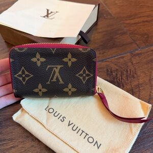 Louis Vuitton Zippy Multicartes Fuchsia